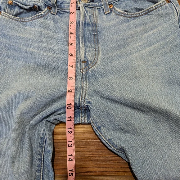 Levi's Wedgie Straight Med/Light Wash Cropped Jeans Size 29 - Picture 12 of 13